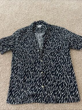 Zara Black and White Short-Sleeve Button-Down Shirt